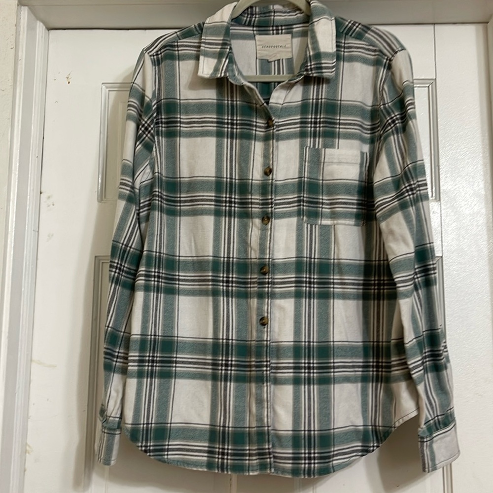 Aeropostale Flannel Plaid shirt. Size